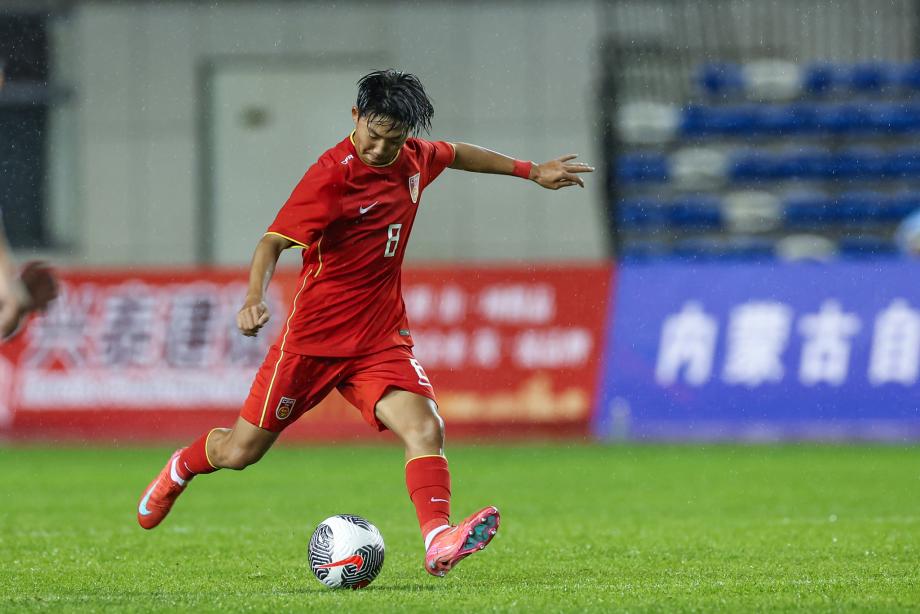 [图]万项破门邝兆镭助功   U16国足2-2战平越南U16足球新闻网