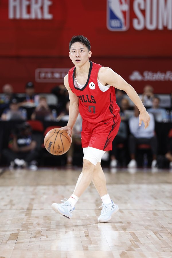 组织有功底！河村勇辉9中4得到9分3板6助2抄截
