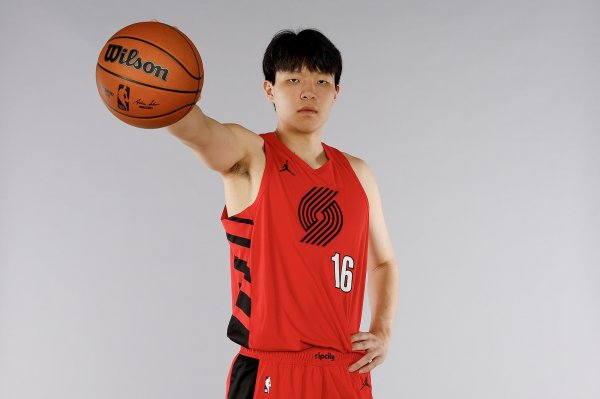 某CBA球员：在现在的NBA打内线 某种程度上对于杨瀚森比较
