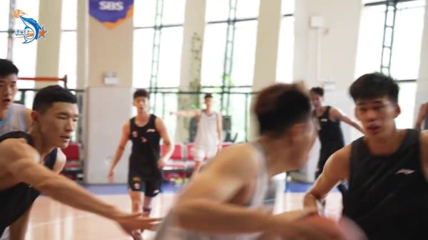 状元杨曦皓：指导教练员和队友对我帮助非常大 感谢支持我的球迷