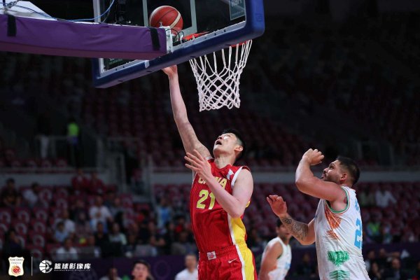 胡金秋谈自己身体素质  消耗：还好 为国出战的每分钟都无比自