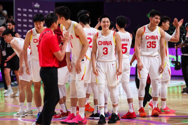 中澳在FIBA交手11次仅06年斯杯取得1胜 上次交手是23