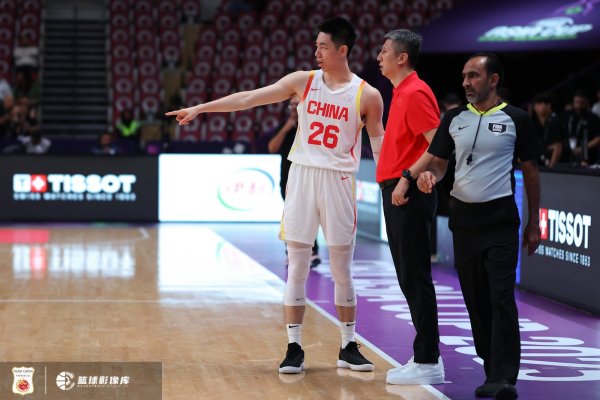 媒体人：保持体型是关键 中国男篮几位锋线球员一定得控制好违例