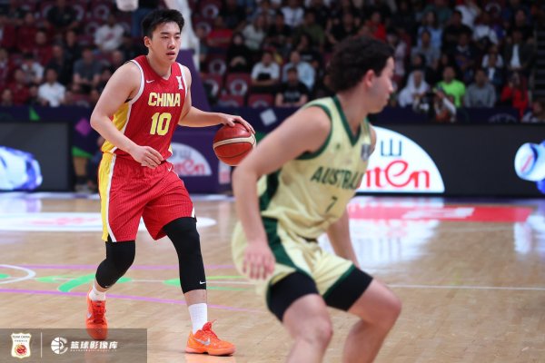 中国新闻周刊：王俊杰想进NBA 目前他要回旧金山大学角逐  