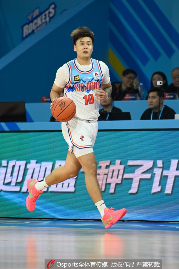 媒体人：赵睿交易价值回升到最高点 北京手里有钱&要买