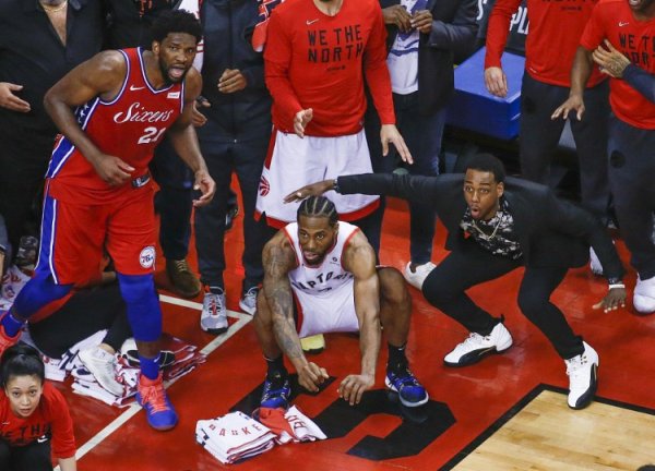 冷知识：劳埃德有NBA总第一名  且是小卡致胜球  世界名画