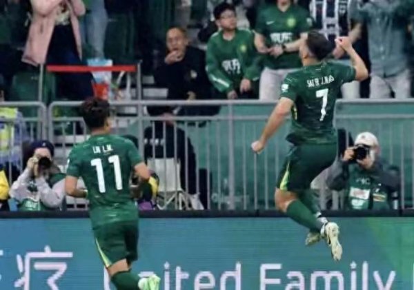 随着国安4-0三镇, 中超第22轮产生六点不可思议和两点不争
