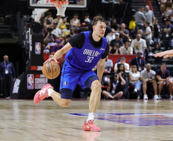 后东契奇时代攻击  何去何从?基德或让弗拉格担任控卫效仿字母