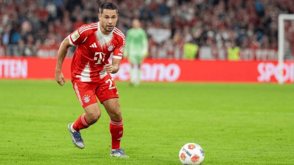 格雷罗肋骨负伤  , 将在接受检查后确认具体伤情