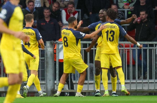 压力给到凯拉特! 3支欧冠新军首轮不败, 爆冷赢球/连追2球