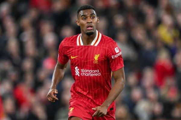 回声报评分：埃基蒂克、赫拉芬8分，伊萨克、维尔茨后备  获5分