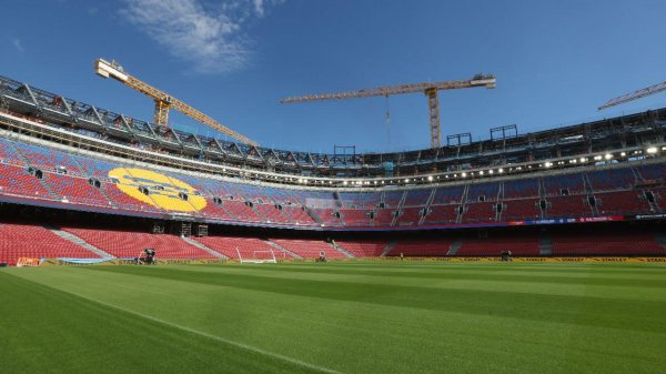 每体：由于安全原因，巴萨本周末职业联赛  赛事  将不会在诺