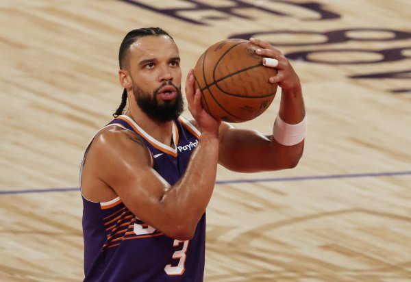 狄龙：赛事  胜负往往取决于最后一两个局  的球权争夺