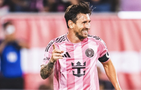 梅西战纽约城完成连进两球，职业生涯总得分  数已达到884球