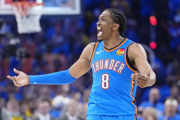 明日揭幕战雷霆迎战火箭 杰伦-威廉姆斯因手腕伤势复健  将缺