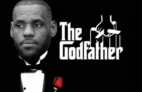 名场面😂詹姆斯表示看了6遍《教父2》但说不上来台词或场景