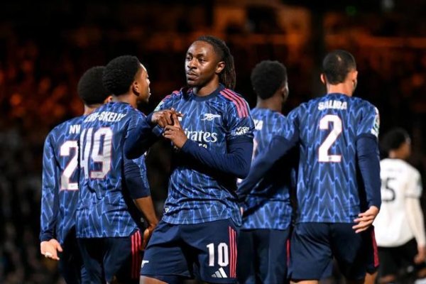 天生10号位！枪手新援连场迸发   他让塔帅找到中路答案