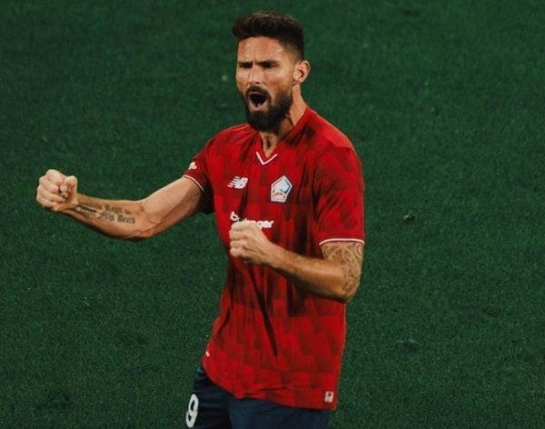 年龄只是数字！39岁前夜吉鲁再创历史，欧联杯最年长后备  得