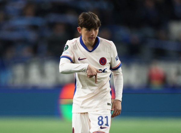 邮报：切尔西将在沃尔什下周年满17岁后，和他签下第一份职业合