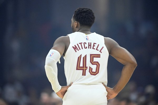 末节乏力了！米切尔25中12砍31分 第三节21分&