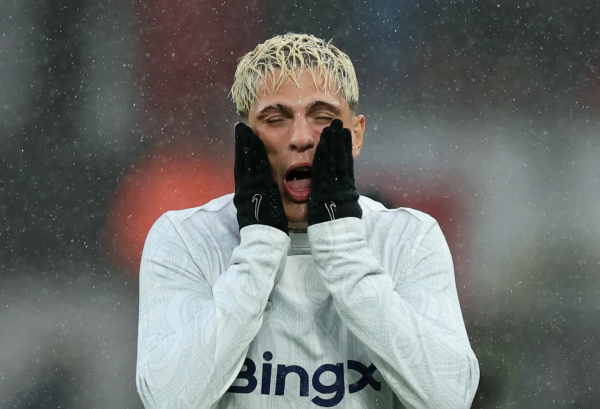 太阳报：曼联球员同情加纳乔处境，认为他当初只是被带偏了