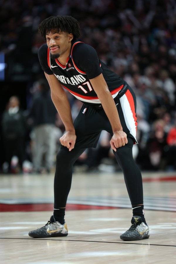 20投5中&关键时刻被弃用！夏普三分9中3拿到15分