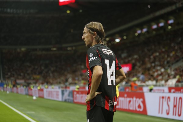 莫德里奇：让米兰重返欧冠是最低目标，我已赢得一切理想  随队