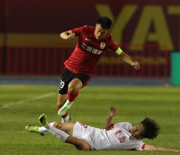 中超致胜球  有玄机, 遵循能量守恒定律, 申花成背景板情理