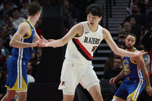 球队希望你增重或增加力量吗？杨瀚森：没有&自然进步 